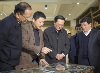 浙江省委書記車俊親臨和信集團(tuán)參觀視察